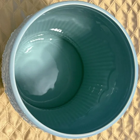 NWOT LENOX AMERICAN BY DESIGN FRENCH PERLE GROOVE CERAMIC WASTEBASKET Ice Blue - Picture 6 of 9